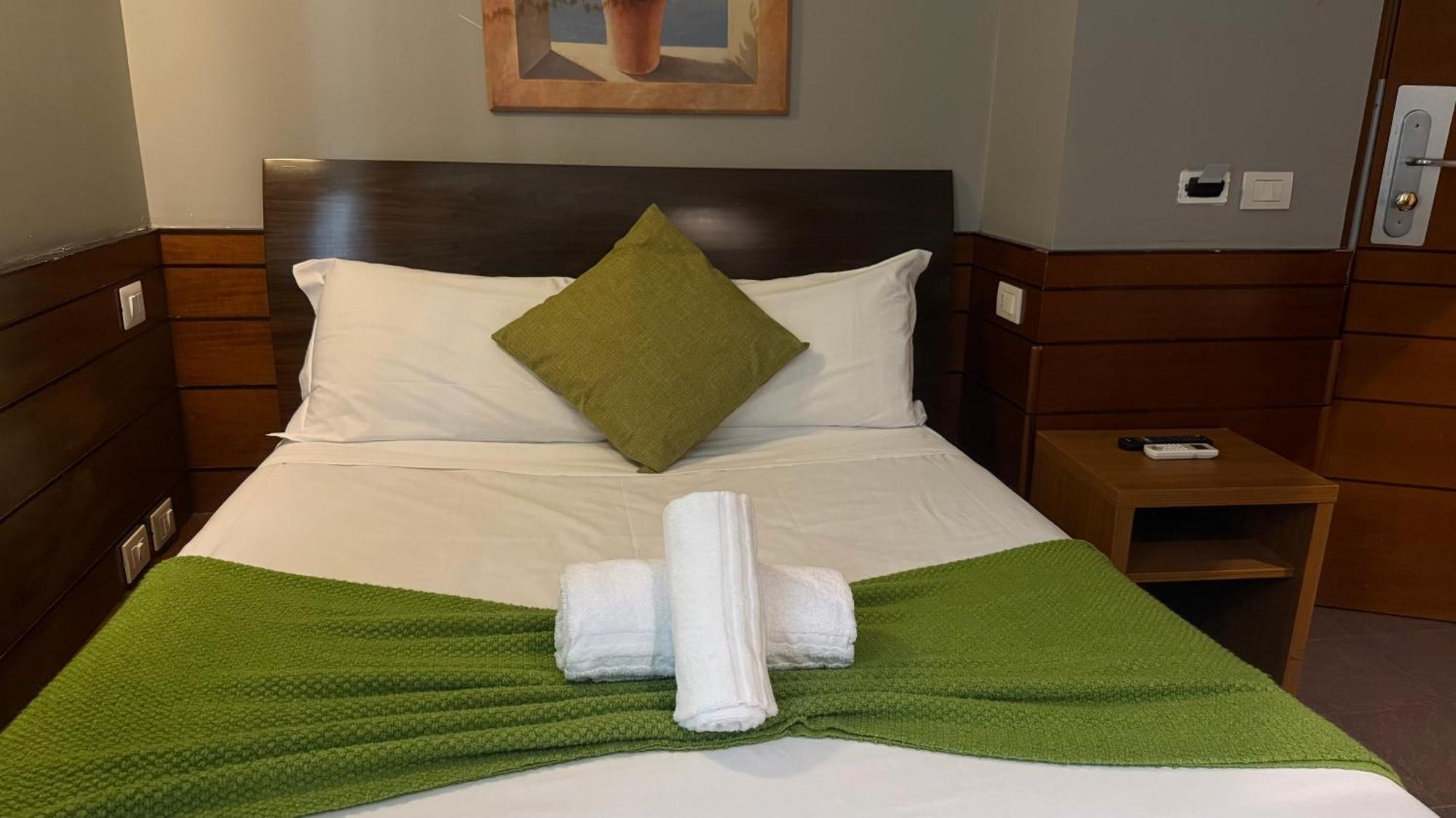 Romalive Hotel Extérieur photo